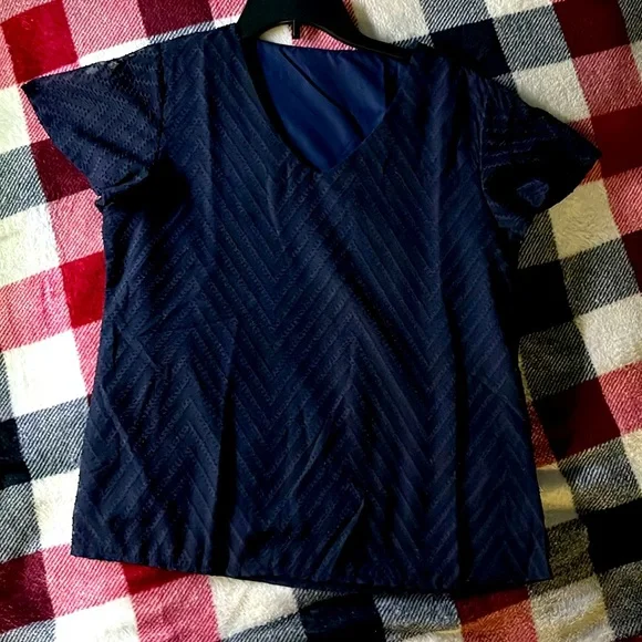 SHEIN Frenchy Solid Butterfly Sleeve V Neck Blouse - Picture 6 of 8